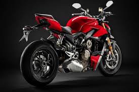 Ducati Streetfighter V4 txt 1 29 10